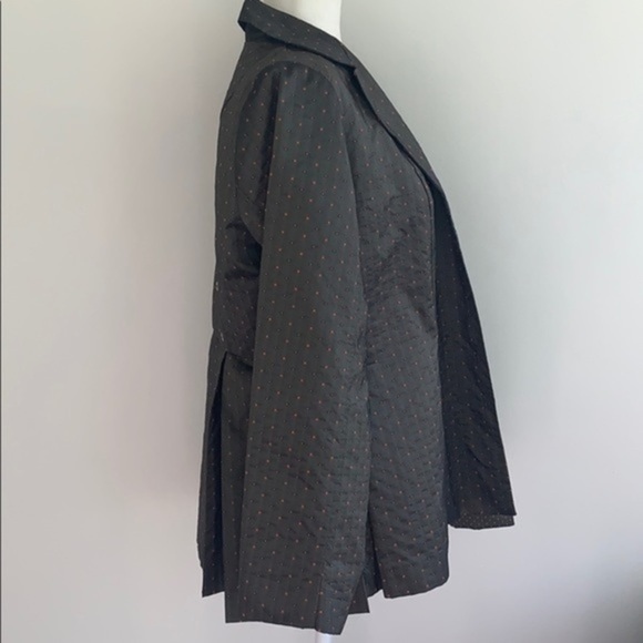 SpiritHouse olive color silk front button closure jacket - Picture 4 of 13